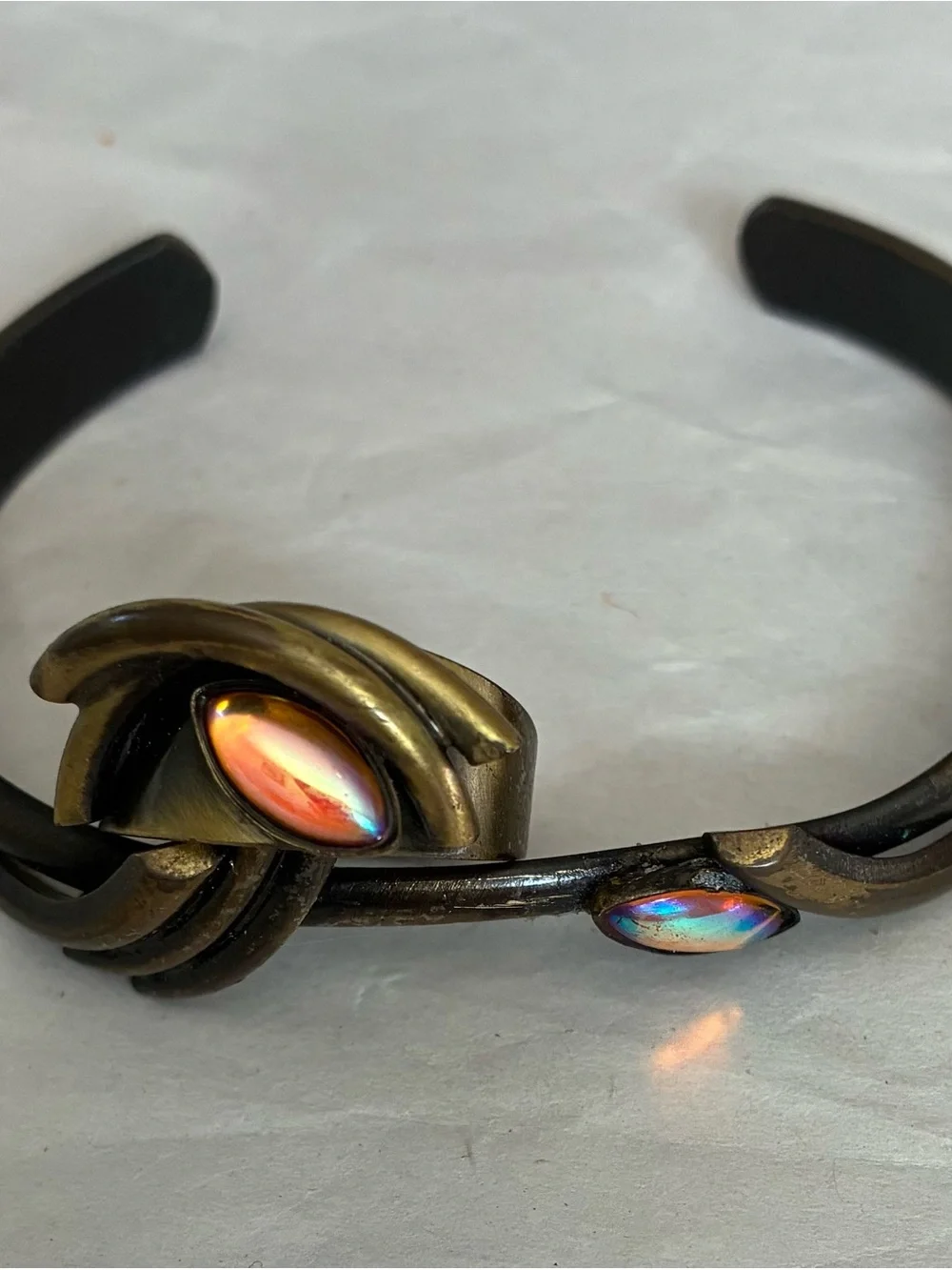 Iridescent Marquise Stone Cuff Bracelet - Black/Gold
